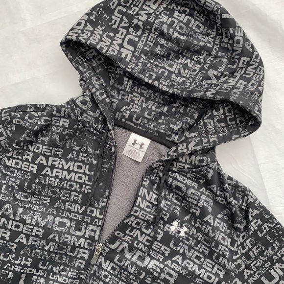 Under Armour Hoodie - Picture 3 of 5